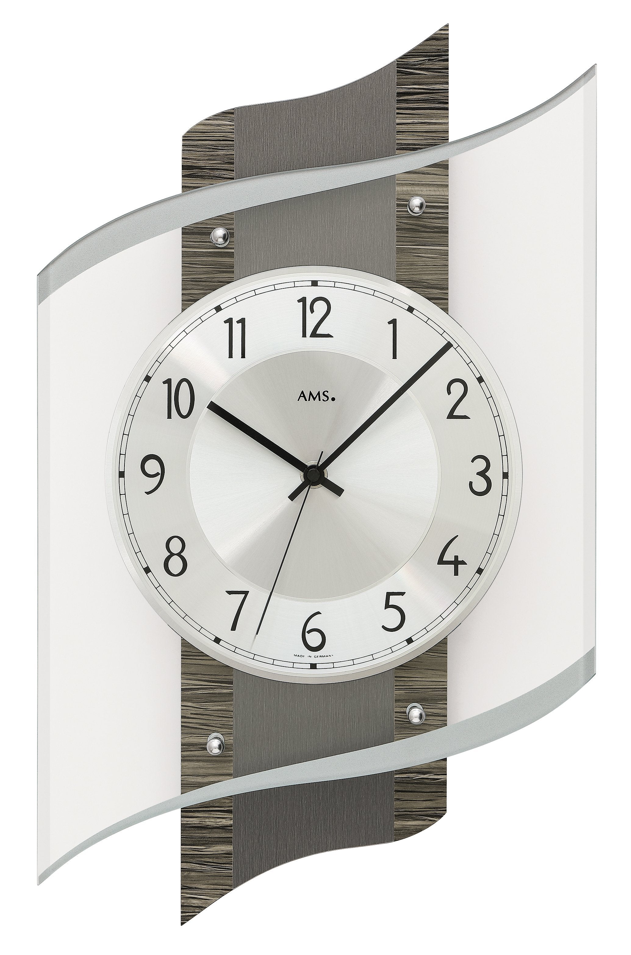 Wanduhr mit rundem Zifferblatt, dunkelgrauem Holzdekor und silbernen Metallrahmen