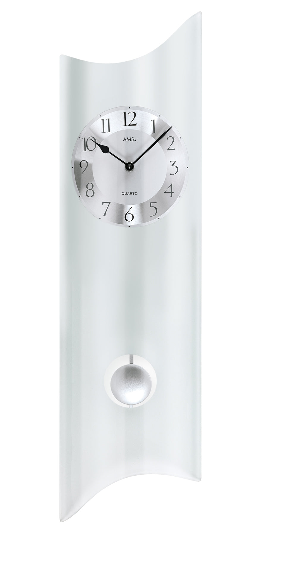 Wanduhr mit geschwungenem Mineralglas, arabischen Ziffern und dunklen Zeigern
