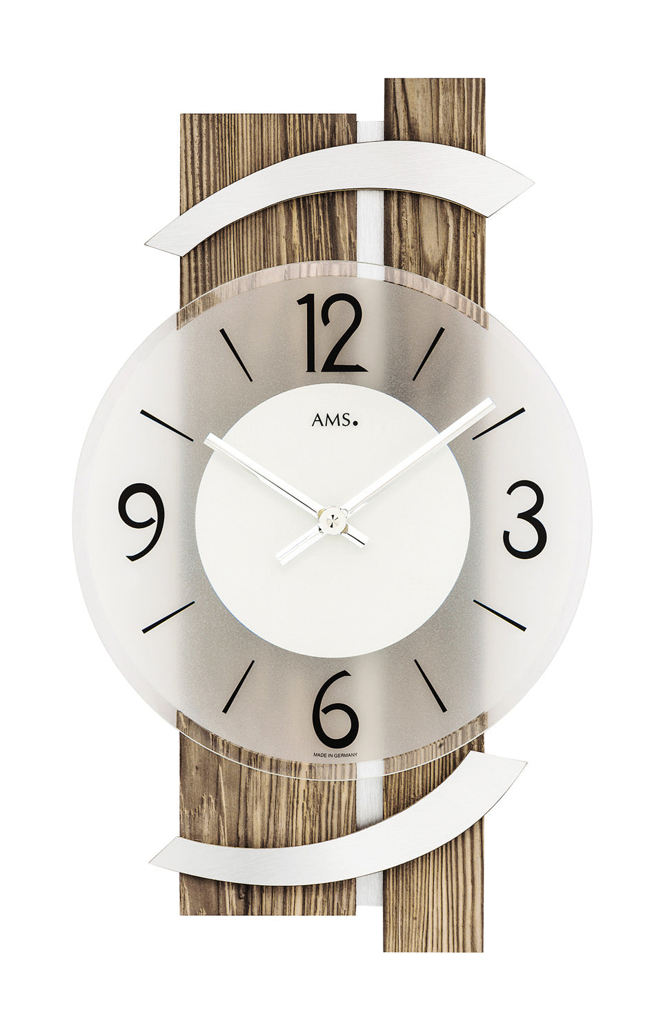 Wanduhr mit rundem Zifferblatt, weißen Zeigern und schwarzen Ziffern, Holzrahmen