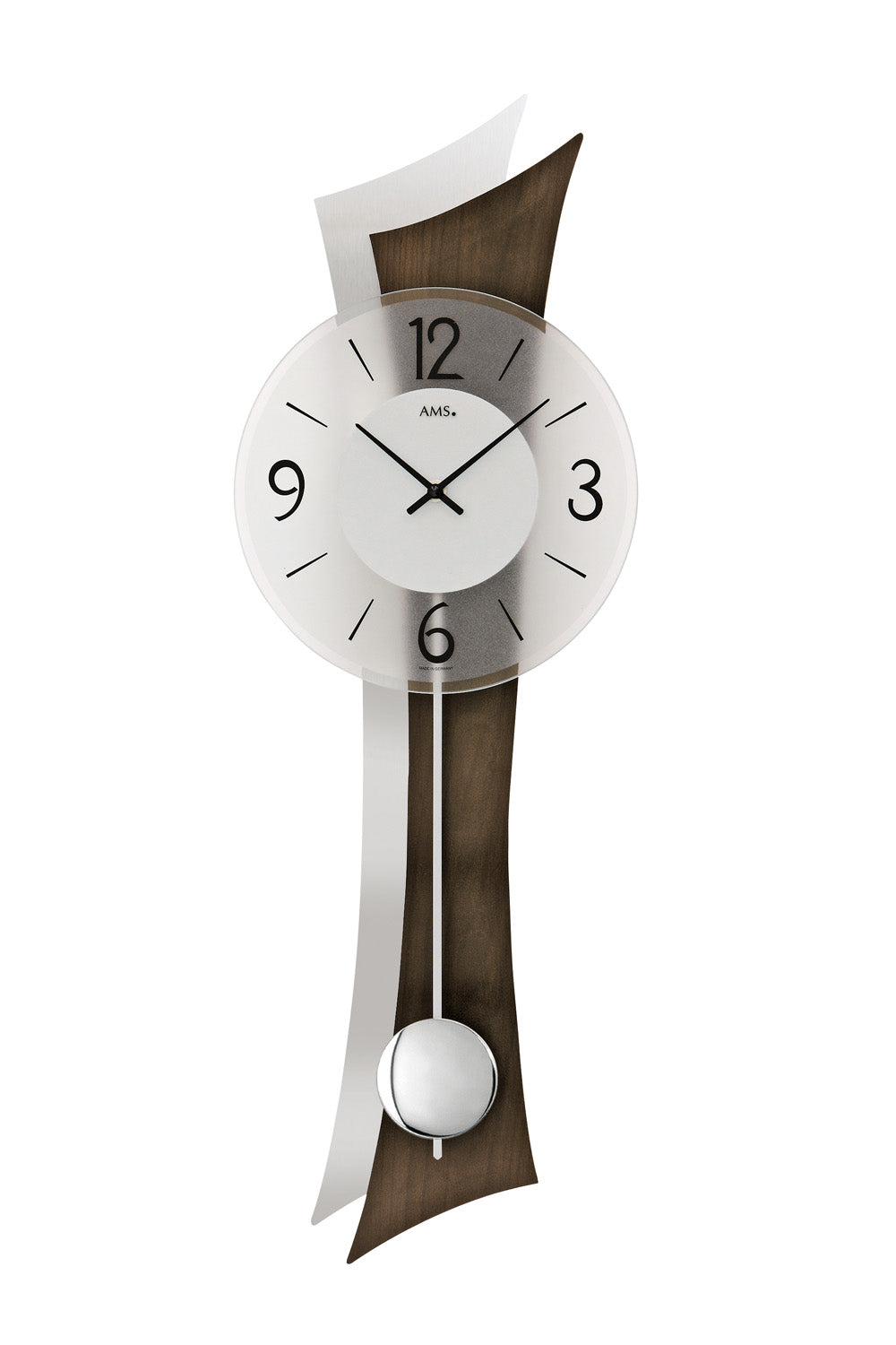 Wanduhr mit braunem Holzgehäuse, weißem Zifferblatt und Pendel mit Glasball