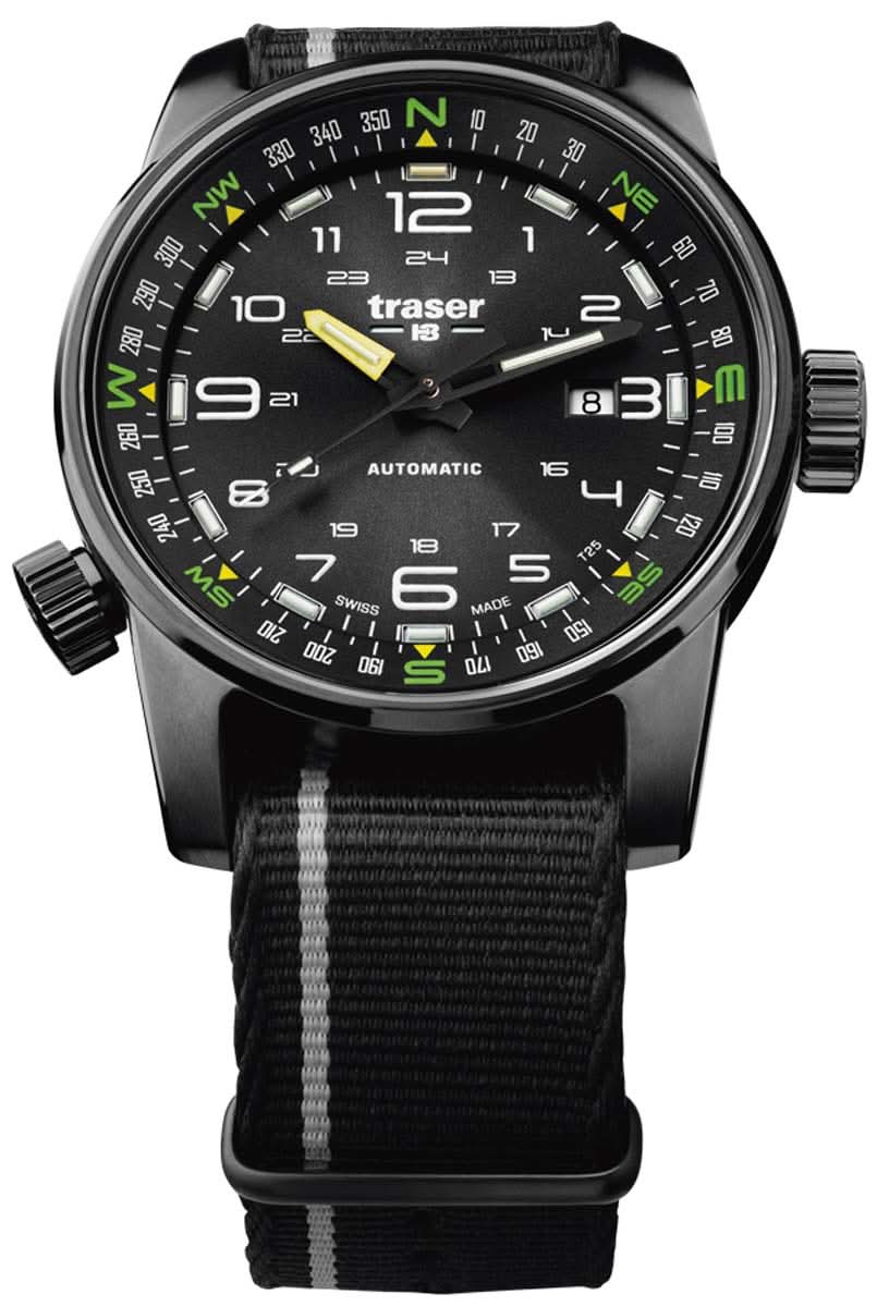Orologio da uomo con quadrante nero, indici luminescenti verdi e cinturino in tessuto nero