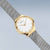 Bering Classic 12131-010 Damenuhr Goldfarben • Saphirglas • Milanese-Armband, Bild 4