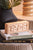 Karlsson Solid Wood Engraved KA6024WD Wecker Hellholz • LED-Zeitanzeige • Eingraviertes Design, Bild 4