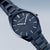 Orologio da uomo Bering con quadrante blu scuro a bastoni e bracciale a maglie