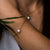 Bracciale con ciondolo in madreperla bianca - Nucleo in legno Modello: Jewelry