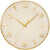 Orologio da parete dorato con quadrante beige, numeri e lancette dorati.