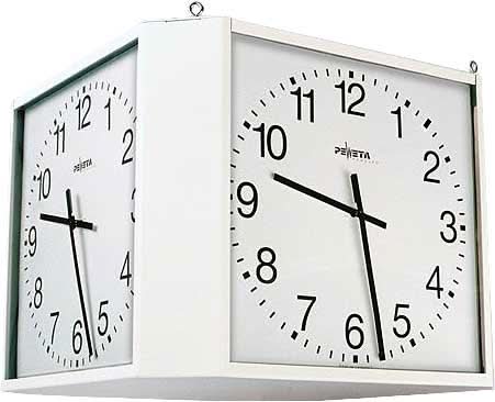 Orologio da parete Peweta 56,5x56,5x56,5 cm Metallo • Radiocontrollato • Design moderno