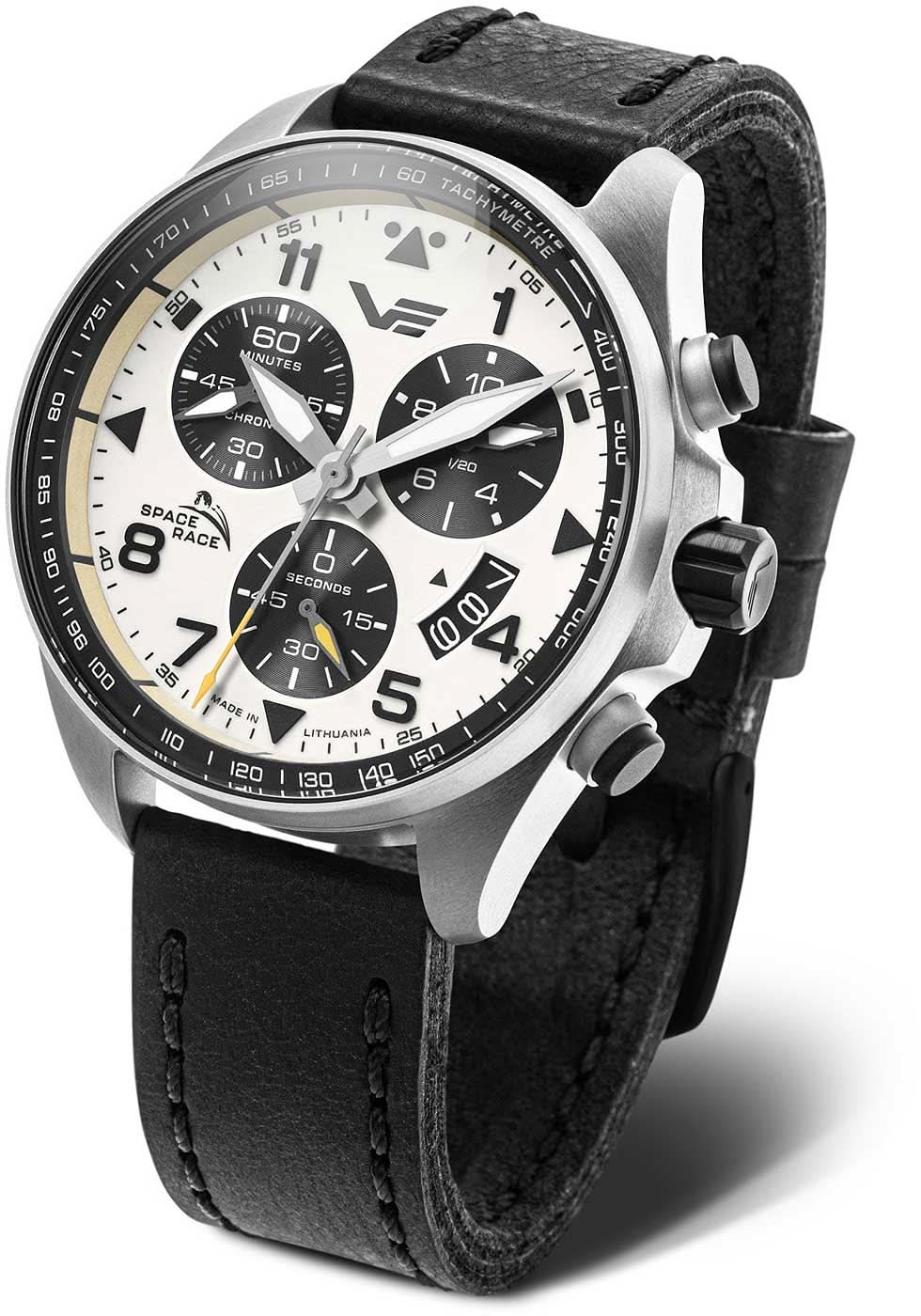 Orologio cronografo da uomo con quadrante nero, contatori bianchi e cinturino in pelle