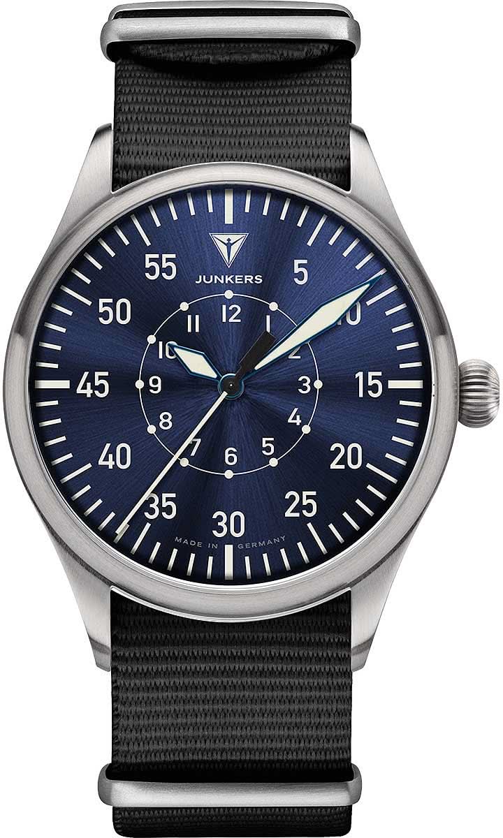 Orologio da uomo con quadrante blu, cassa color argento e cinturino in tessuto nero