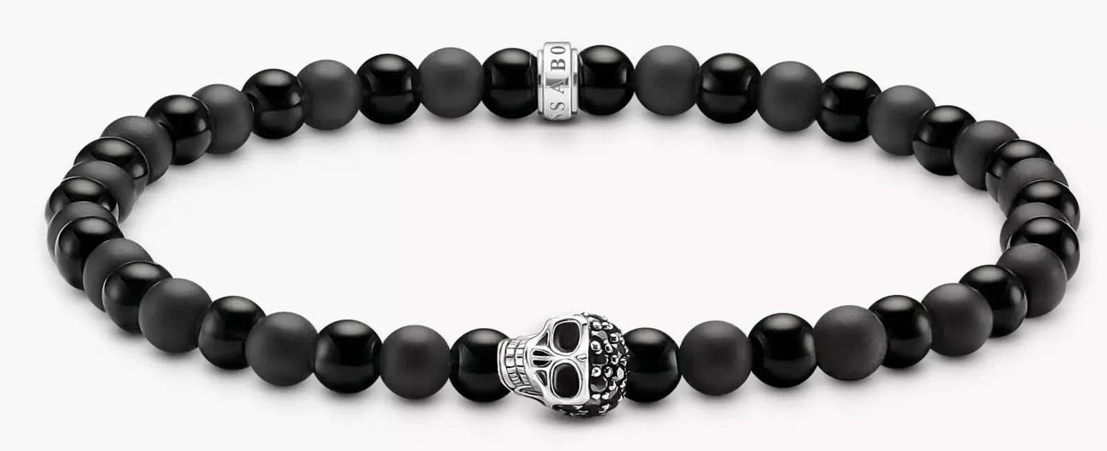 alt
Collana da donna in argento sterling 925 con ciondolo a forma di stella, con pietre di zirconia bianche e nere.