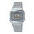Orologio Casio Vintage con cinturino in metallo argentato e display LCD digitale