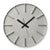 Lemnos Edge Wanduhr mit silbernem runden Zifferblatt und schwarzen Zeigern, Stabindizes