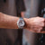 Orologio da polso da uomo Citizen con quadrante argentato, cronografo e cinturino in metallo