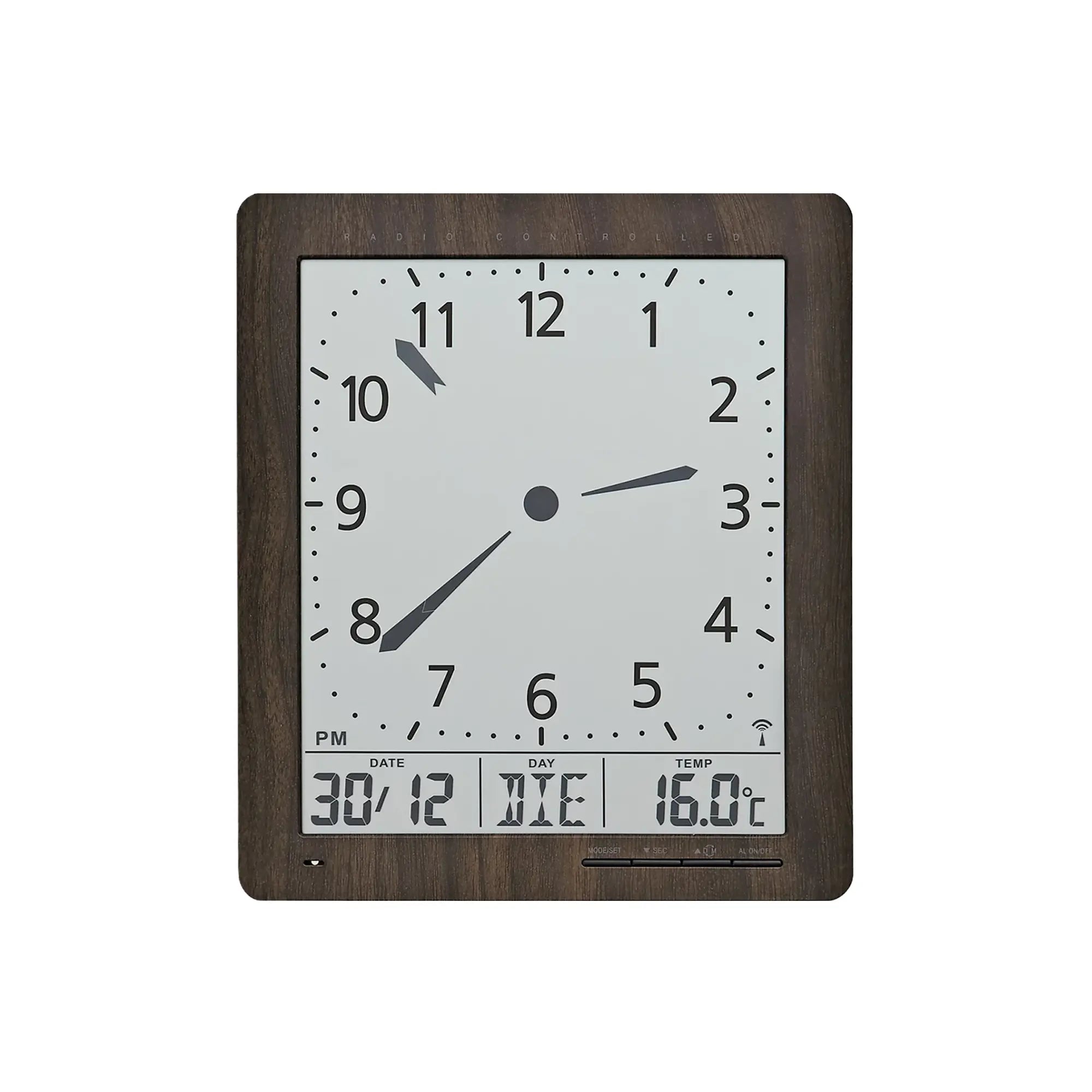 Wanduhr mit Holzrahmen und großem Ziffernblatt; Display mit Datum, Wochentag und 16,0 °C