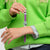 Swatch Originals Small LL126 Damenuhr Lila • Transparentes Gehäuse • Verspieltes Farbdesign, Bild 6