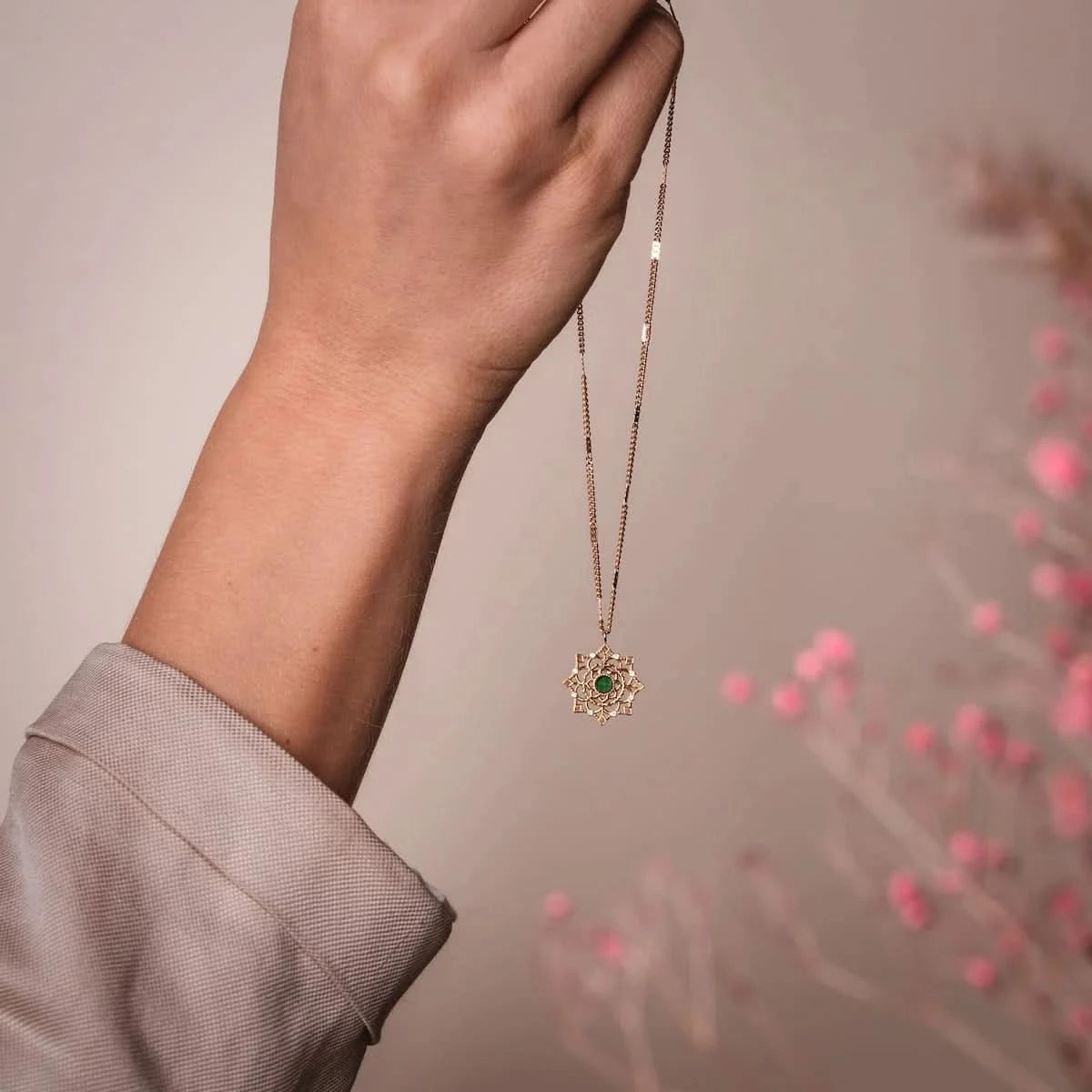 Collana Aphonia Ciondolo Fiocco di Neve Marmo Verde Oro