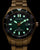 Orologio da uomo con quadrante verde e indici luminescenti, ghiera girevole da sub dorata
