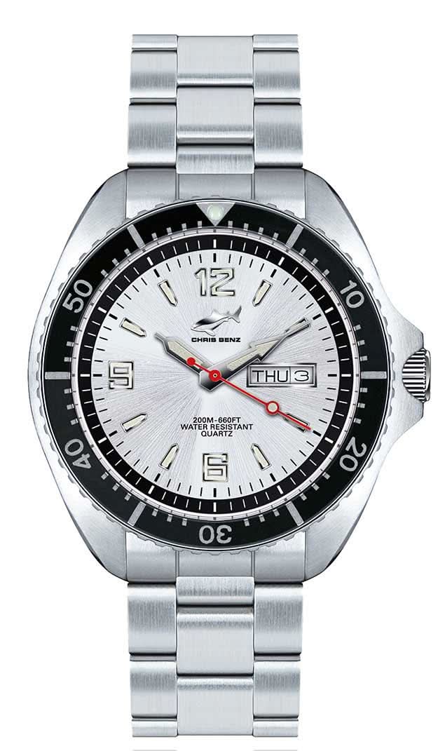 Orologio da donna con cinturino in acciaio inossidabile argentato, quadrante bianco e lunetta nera, con lancette