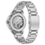 Orologio da uomo con cassa in metallo argentato e movimento a vista sul retro.