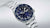 Seiko Herrenuhr mit blauem Zifferblatt, MON-Datumsfenster und Edelstahlarmband