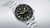 Seiko 5 Sports Herrenarmbanduhr, schwarzes Zifferblatt mit Datumsfenster und Stahlband