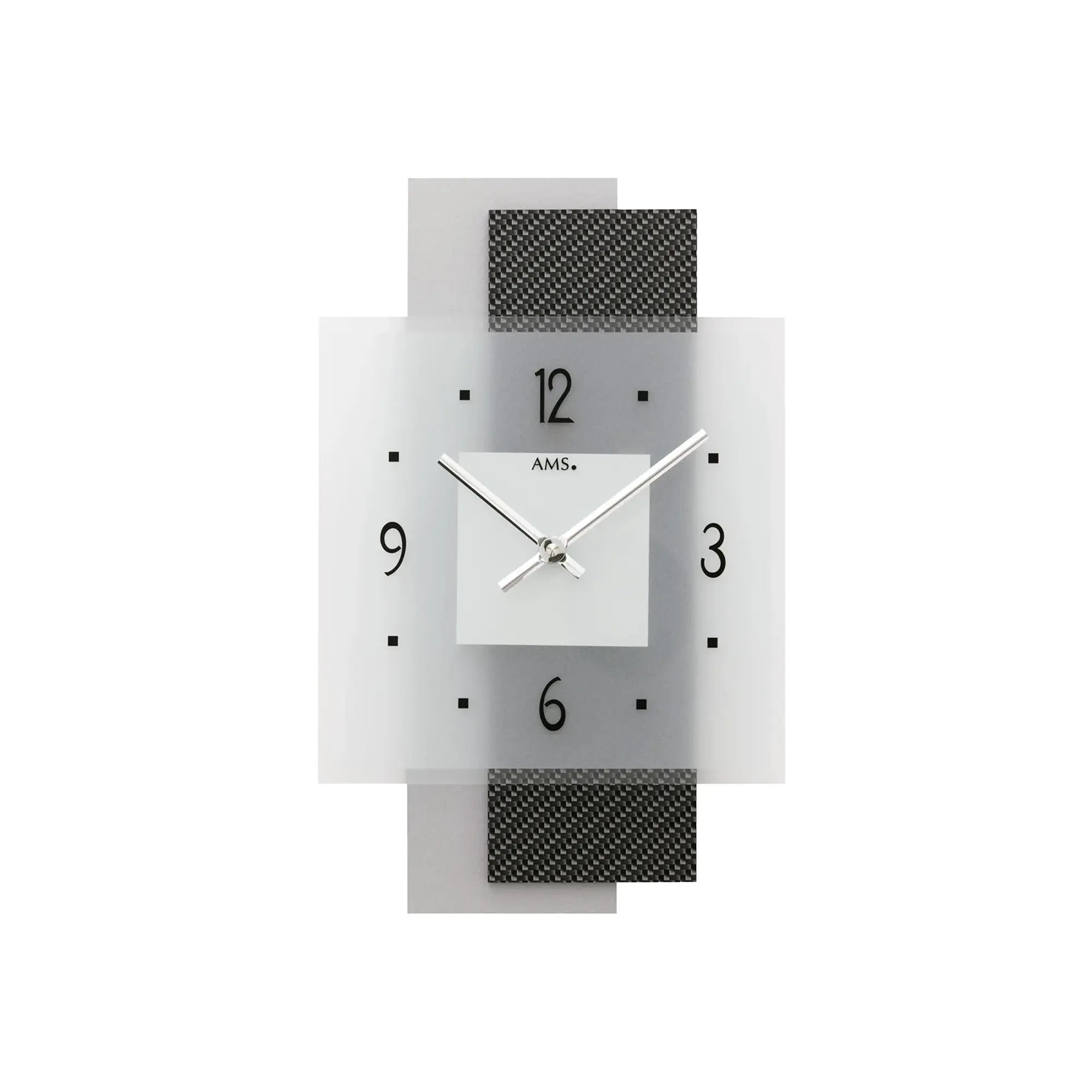 Wanduhr mit weißem Zifferblatt, schwarzen Stundenanzeigen und silbernen Zeigern