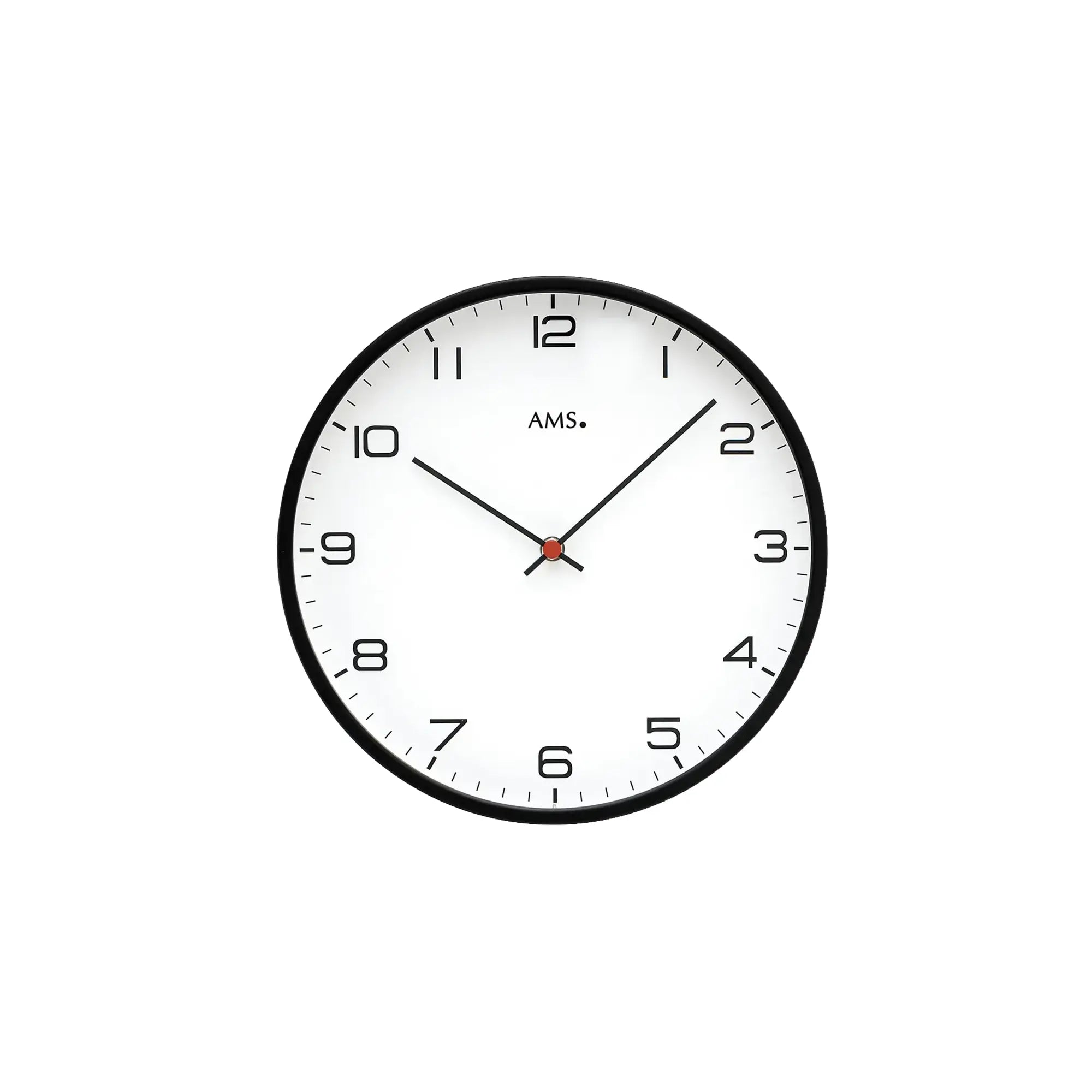 Wanduhr mit schwarzem Metallrahmen, weißem Zifferblatt und roten Zeigern, AMS.