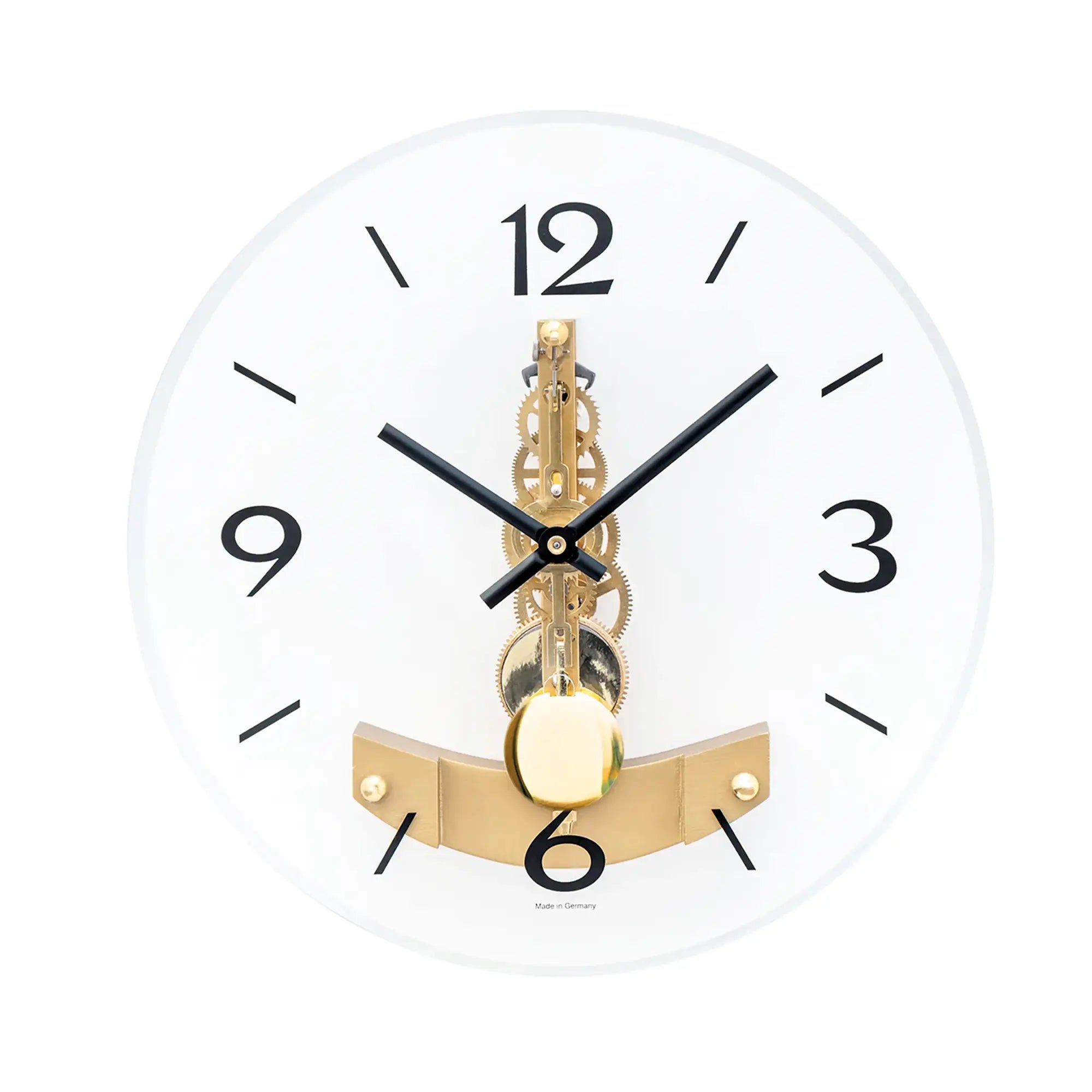 Orologio da parete con quadrante bianco rotondo, lancette nere e movimento dorato