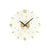 Wanduhr mit goldfarbenem Ziffernblatt, schwarzen Zeigern und Metallstäben