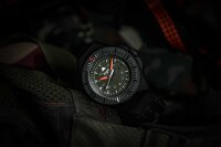 Orologio da uomo - Serie: P69 Black Stealth - Traser Modello: 109859