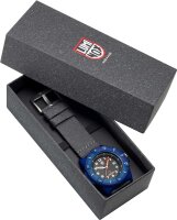 Orologio da uomo in plastica riciclata - Serie: LUMINOX ECO SERIES 8900 - Luminox Modello: XS.8902.ECO