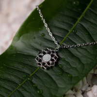 Composition Collana con ciondolo in madreperla bianca - Holzkern Modello: Jewelry