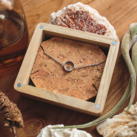 Pigment Armband mit rundem Anhänger und Holzelement - Holzkern Modell: Jewelry