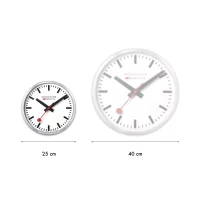 Mondaine Wanduhr Modell: A990.CLOCK.12SBB mit schwarzem Alugehäuse