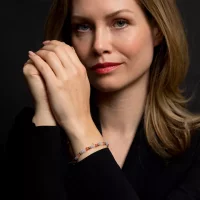 Bracciale in pietre preziose viola, rosa e oro con...